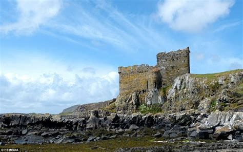 13th century Highlands castle in last stages of transformation into ...