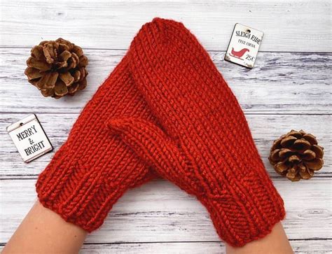 Easy Knit Mittens (Free Pattern) - love. life. yarn.