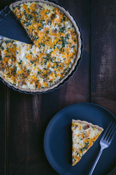 Bacon, Egg and Cheese Quiche {Easy Quiche Recipe} - Savory Simple