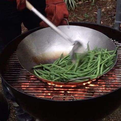 How to use a wok on the grill for the best stir fry ever, with tips ...