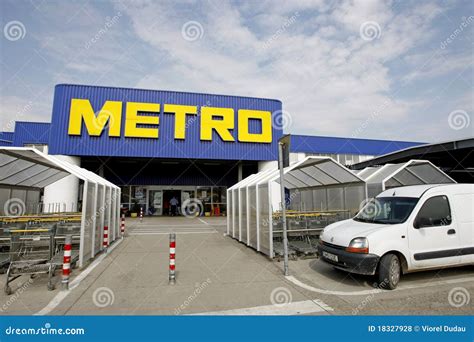 Metro Cash&Carry Supermarket Logo Editorial Stock Photo - Image: 18327928