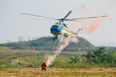 How Helicopter Pilots Learn to Land - Pilot Institute