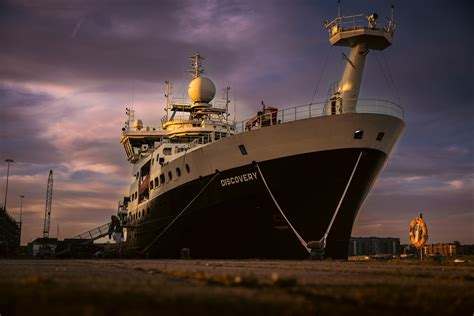 RRS Discovery begins 9,000-mile voyage to explore remote ocean depths ...