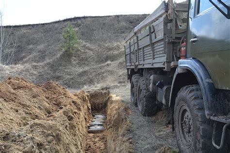 Ordnance disposal Ukraine: Unexploded ordnance disposal underway in ...