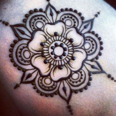 simple-easy-henna-flower-designs (23) • Keep Me Stylish