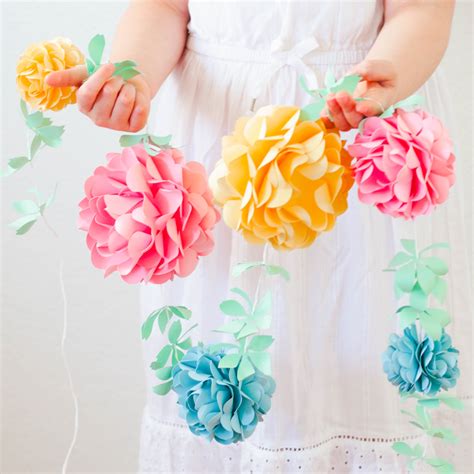 DIY Paper Flower Garland that makes the perfect party or home decor