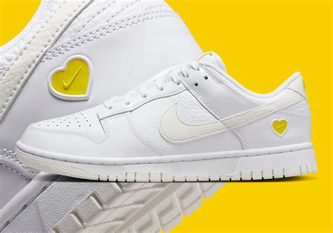 Nike Dunk Low Blanche Jaune Coeur FD0803-100 - Crumpe