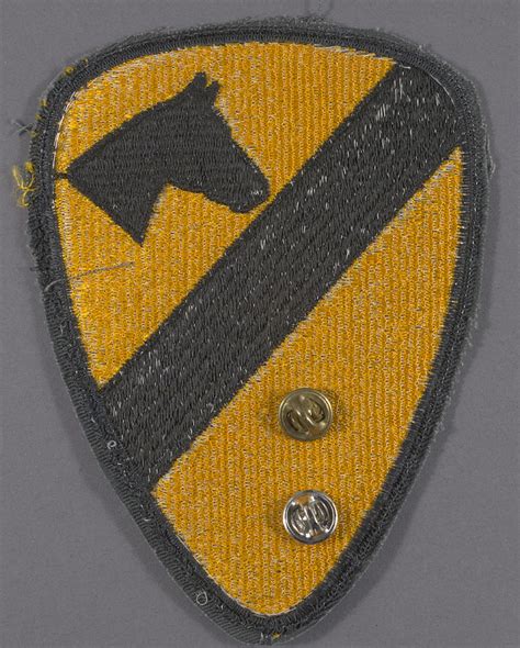 Insignia, 1st Cavalry Division, United States Army | National Air and ...