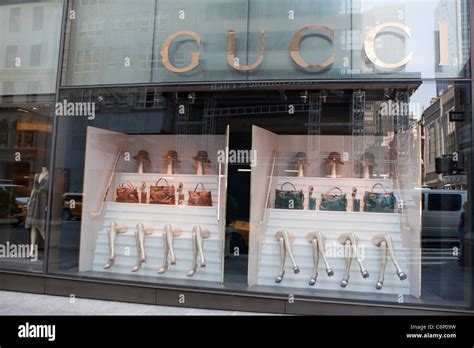 Gucci new york store hi-res stock photography and images - Alamy