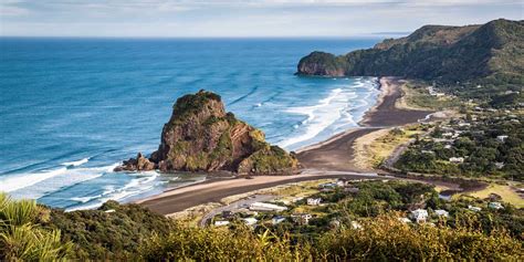 Top 10 Beaches in Auckland | Hotel Accommodation | Scenic Group