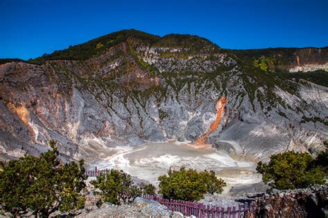 Tangkuban Perahu - Indonesia Travel