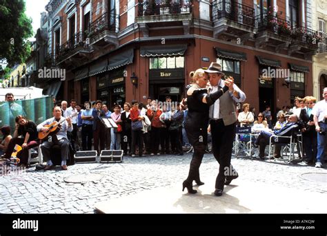 tango at san telmo, buenos aires, argentina Stock Photo - Alamy