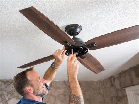 Four Reasons To Install Ceiling Fans And How To Do It – Nanojury