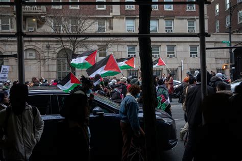 Columbia Limited On-Campus Protests, So Students Took to the Streets ...