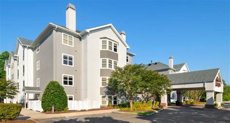 Hampton Inn & Suites near Newport News/Williamsburg International Airport