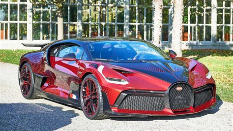 Hypercar Bugatti Divo: specs, price, horsepower, top speed and ...