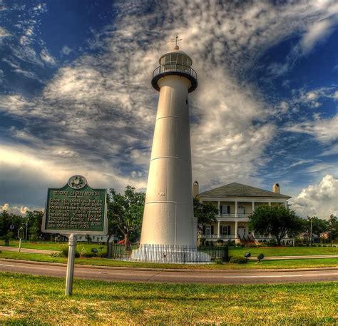 Biloxi Lighthouse Photograph by Beth Gates-Sully