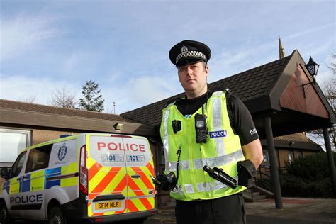 Police Scotland officer with all of his equipment on his vest | Fashion ...