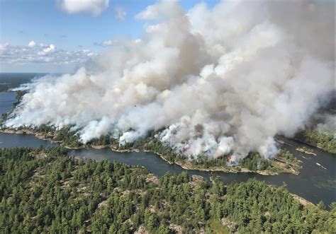 Forest fire in northeastern Ontario threatens Trans Canada Highway