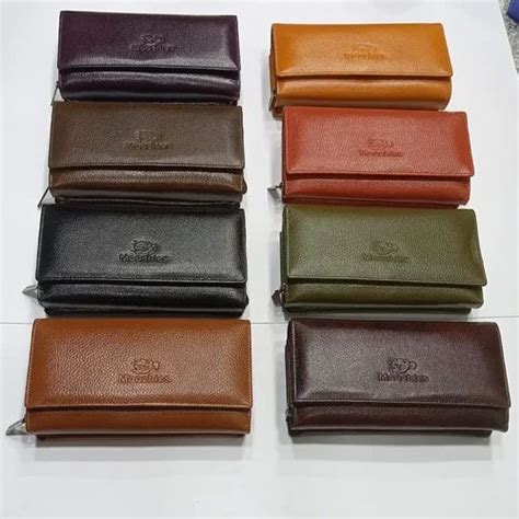 Leather Clutches For Women at Rs 1170 | Ambur | ID: 2853034404062