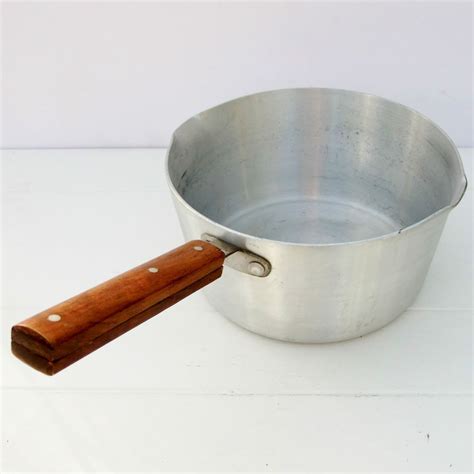 Vintage Retro Aluminium Pan Wooden Handle | Wooden handles, Vintage ...