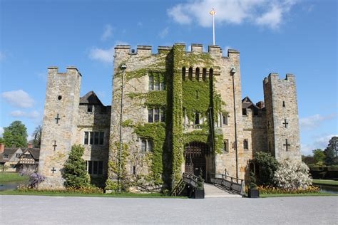 Anne Boleyn's Childhood Home - Hever Castle