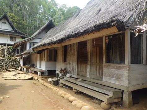 Seputar Bangunan Rumah di Kampung Naga Tasikmalaya