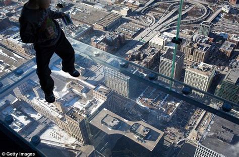 Tourist's get shock when 1,353ft Wilis Tower 'Ledge' cracks | Willis ...