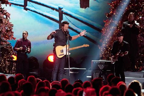 Luke Bryan Performs 'Run Run Rudolph' on 'Country Christmas'