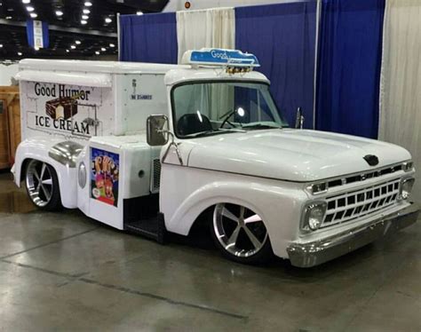 That's one sweet ice cream truck | Big rig trucks, Ice cream truck, Hot ...