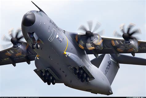 Airbus A400M Atlas - Airbus | Aviation Photo #2147913 | Airliners.net