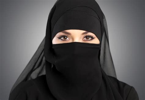 Martyn Brown: How Stephen Harper’s niqab divide demeans us all ...