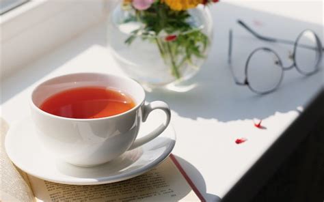 Top 8 Soothing Teas for Sore Throat Relief - Teamille