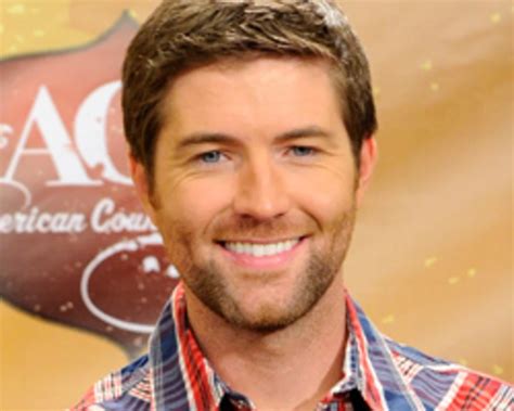 Josh Turner Spills on New Son’s Name