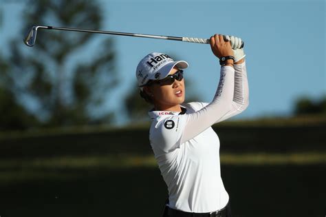 Minjee Lee Golf Swing : Charley Hull And Minjee Lee Take On The Reverse ...