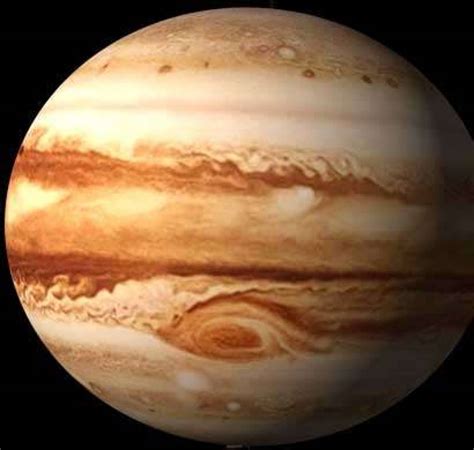 La macchia rossa di Giove, l'anticiclone più grande del sistema solare ...