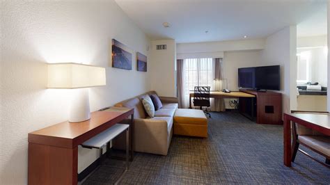 Extended-Stay Hotels Del Mar San Diego | Residence Inn San Diego Del Mar