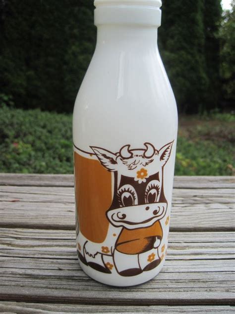 Vintage Egizia Italy White Milk Glass Bottle Cow Brown Tan | White milk ...