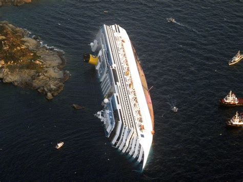 Costa Concordia ship owner seeks victim status in wreck - CBS News