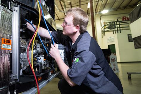 What Can You Learn Taking Diesel Mechanic Classes? - WYOTECH