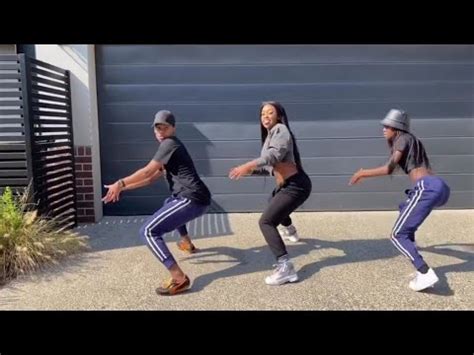 Kamo mphela dancing to Afro beats!! - YouTube