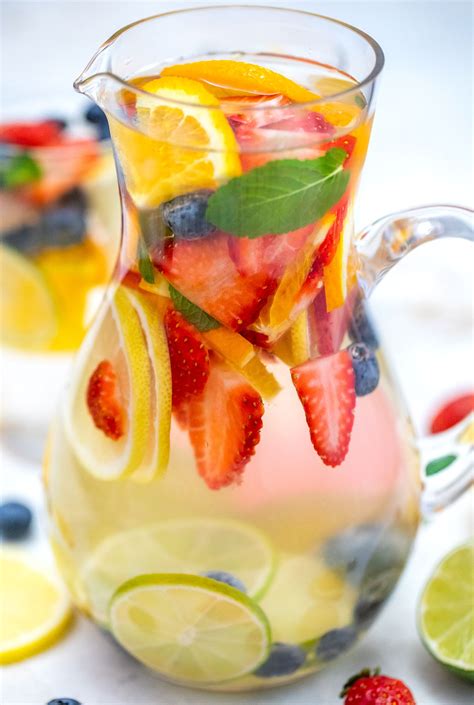 Best Detox Water Four Ways - S&SM