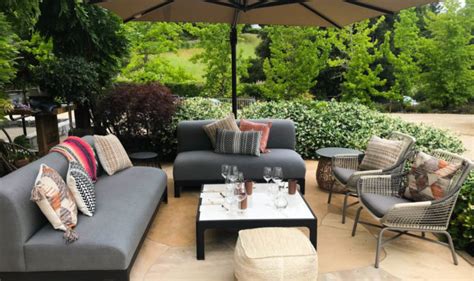 The Best Wineries in Healdsburg CA | Wine Country Table