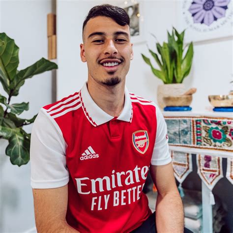 Arsenal confirm new shirt number for Gabriel Martinelli