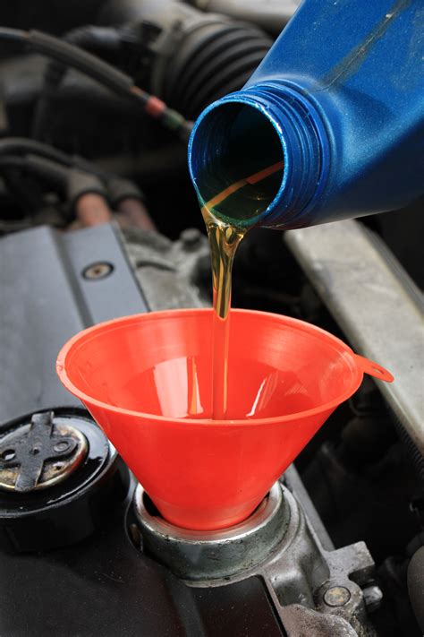 What Are the Different Types of Oil Changes Available? - Privitt Auto ...