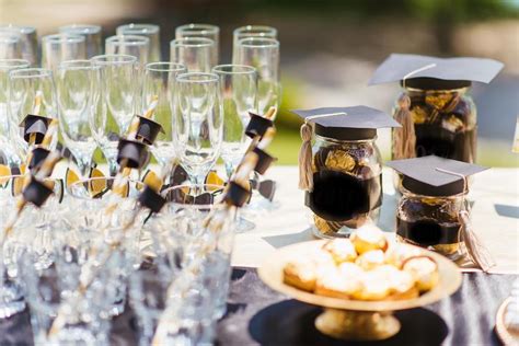 Graduation Decoration Ideas: 14+ Ways to Celebrate the Grad