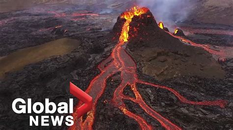 Iceland volcano eruption offers "most beautiful" lava show - YouTube