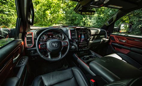 Dodge Ram 1500 2022 Interior