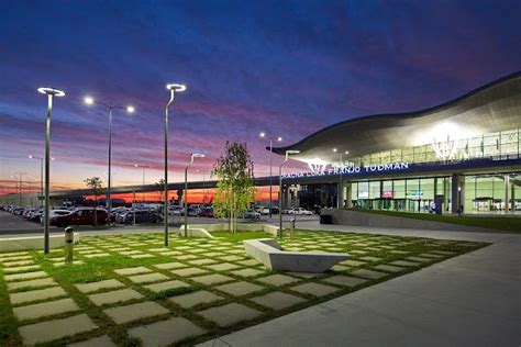 Zagreb and Split airports register mixed results