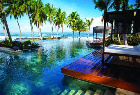 Top 11 Resorts Around the World